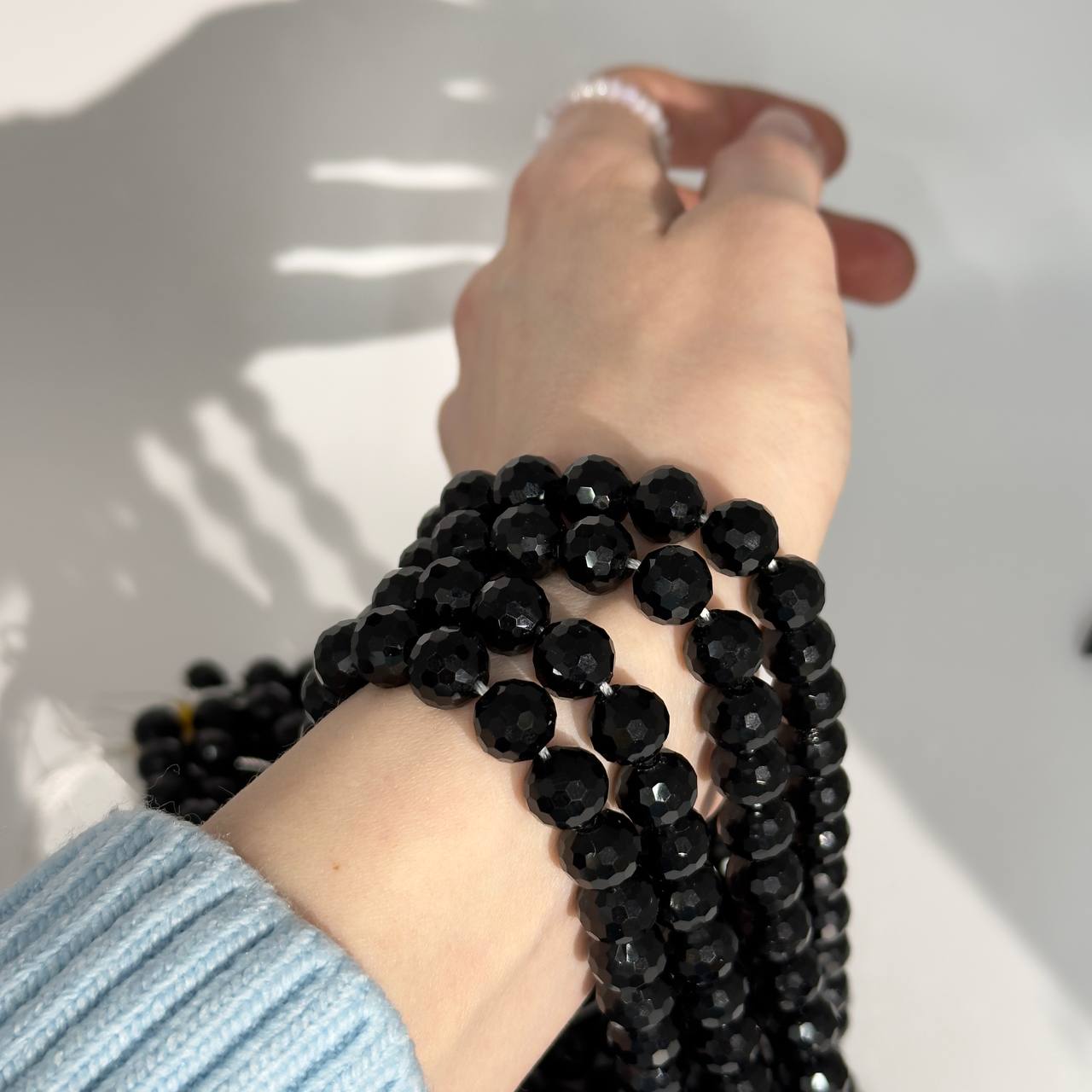 Бусины стеклянные размер 10мм цвет черный